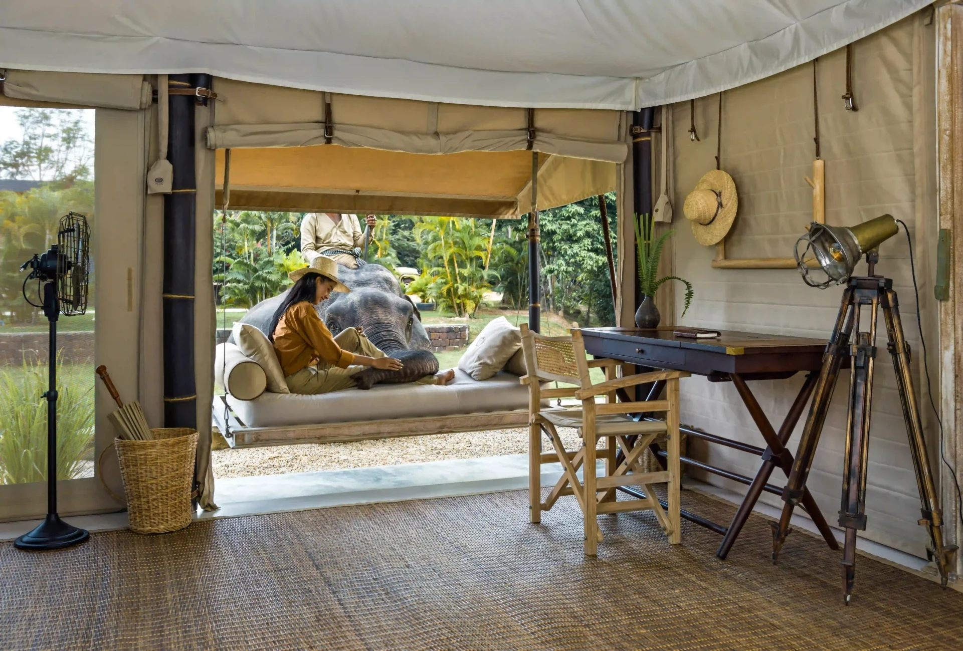 beige-project-tent beige-project-tent
