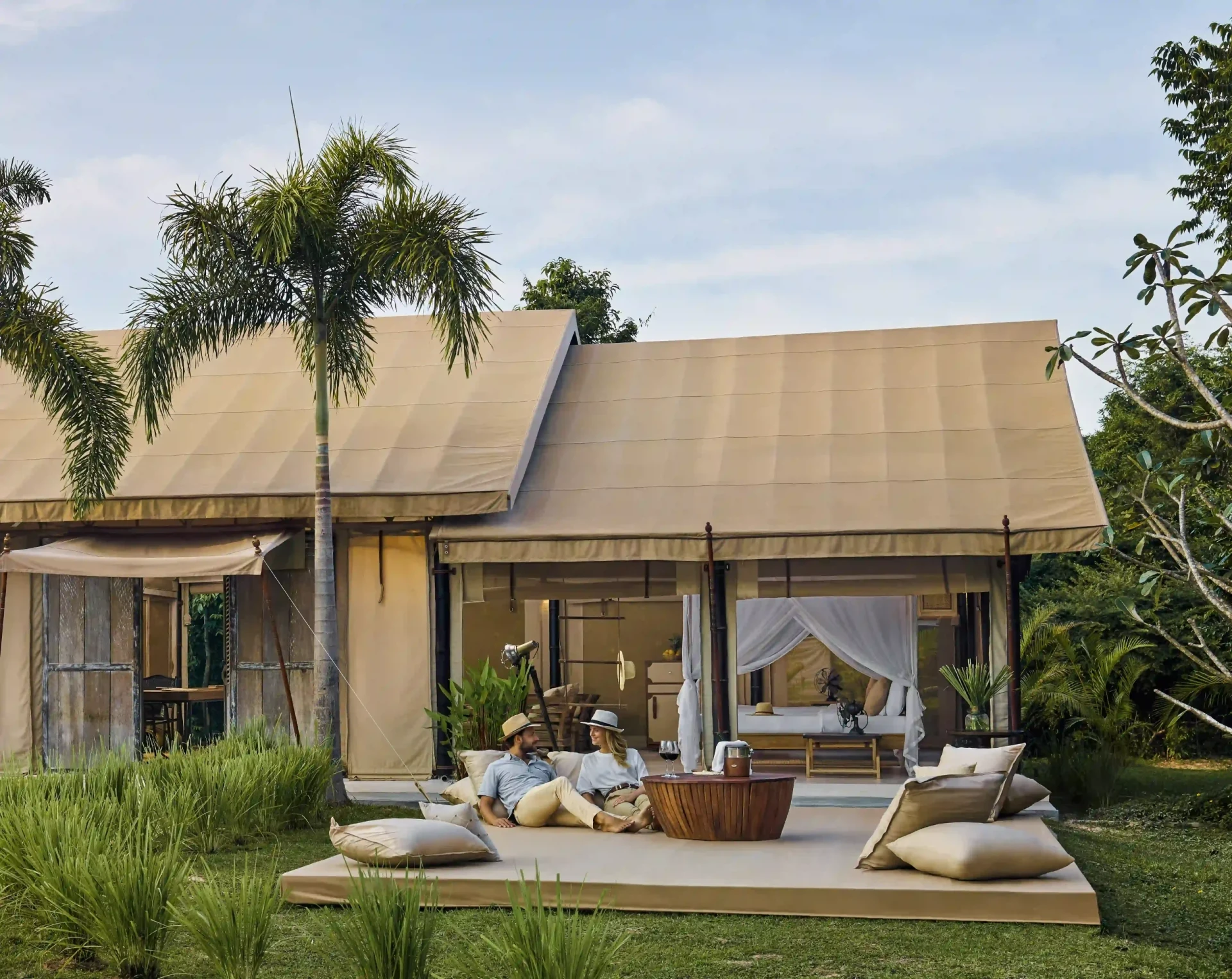 beige-project-tent beige-project-tent